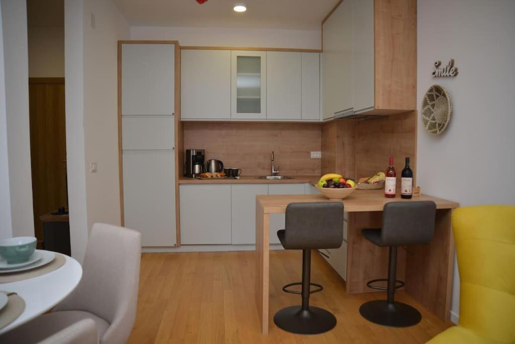 Design Flat With Impressive Boka Bay View Διαμέρισμα Κότορ Εξωτερικό φωτογραφία
