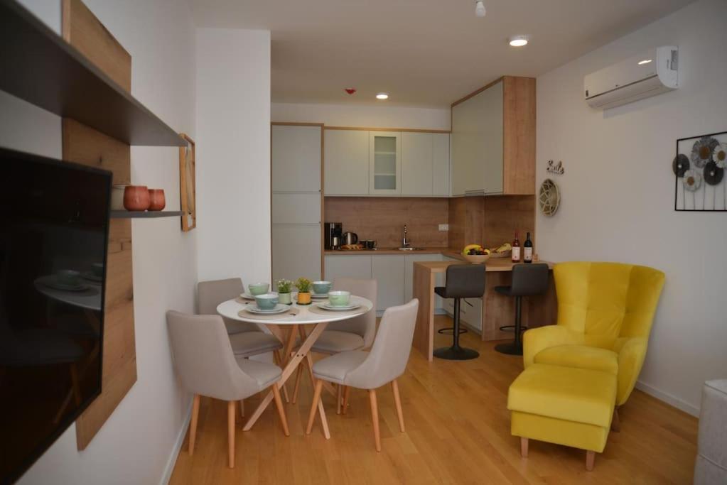 Design Flat With Impressive Boka Bay View Διαμέρισμα Κότορ Εξωτερικό φωτογραφία